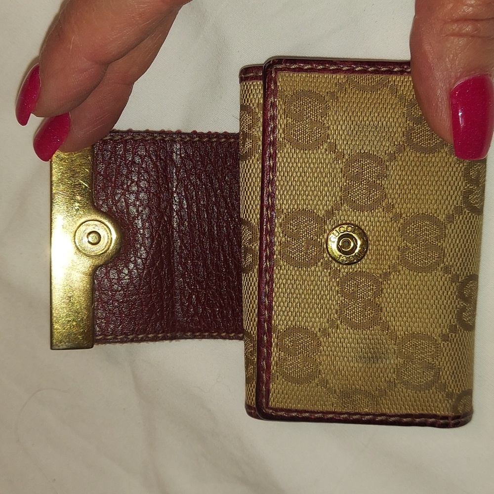GUCCI SHERRY LINE GG Logo Canvas   Key Case Rare Burgundy Brown Cream Colorway. - Picture 3 of 9